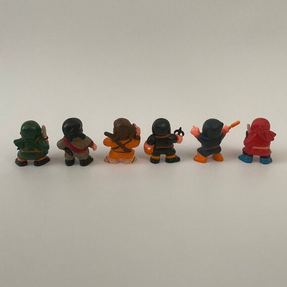 Lot of 6 vintage 1980's SOMA Ninja's 1.5" PVC Action Figures. - Picture 2 of 11